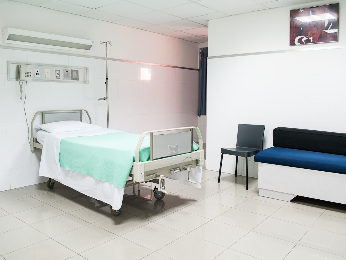 Sala de atendimento limpa e confortável da Clínica Baggio